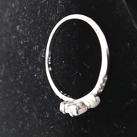 SALE! NWOT Dainty 925 Stamped White Opal & Cz Diamond Ring 💍 ♥ - Picture 5 of 7